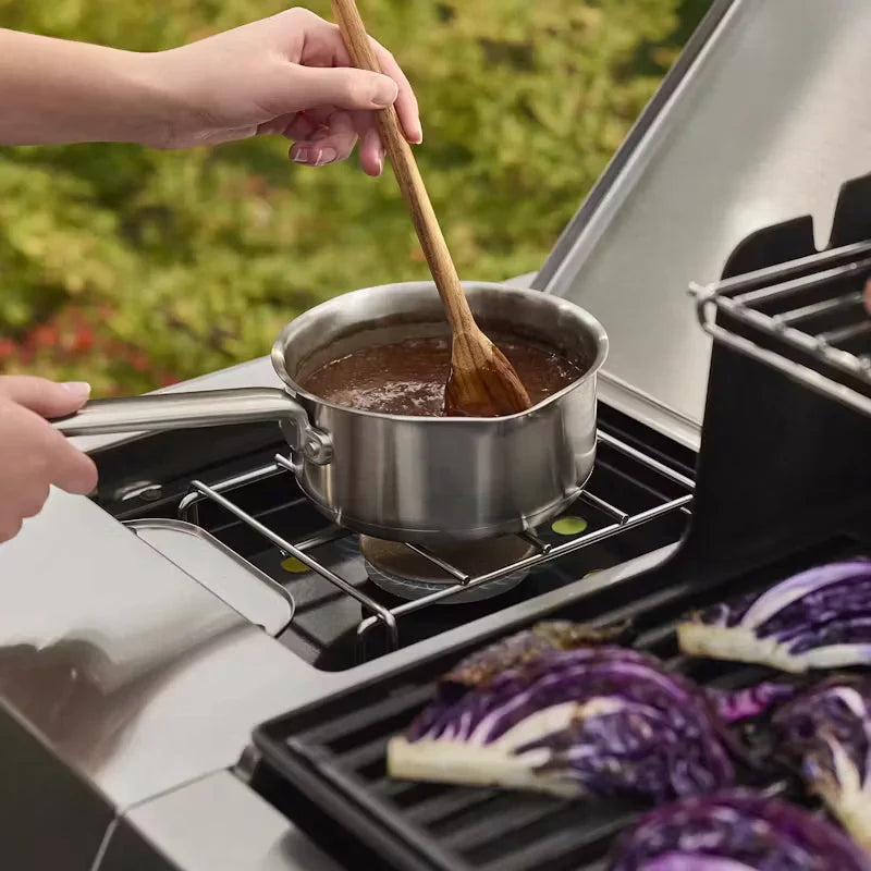 Genesis EP-435W Gas Barbecue with Sear Zone and Side Burner