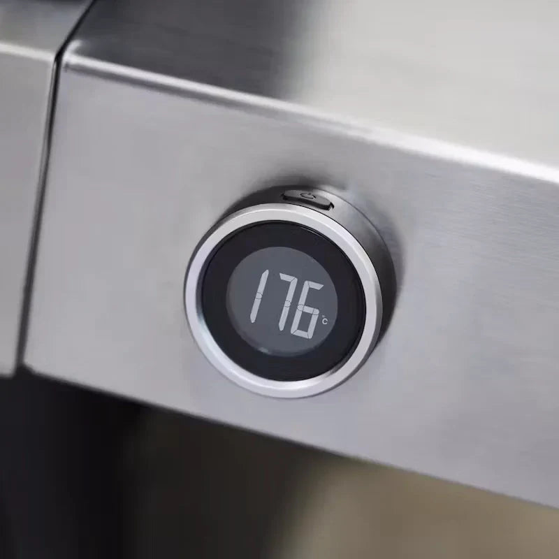 Genesis EP-435W Gas Barbecue with Sear Zone and Side Burner